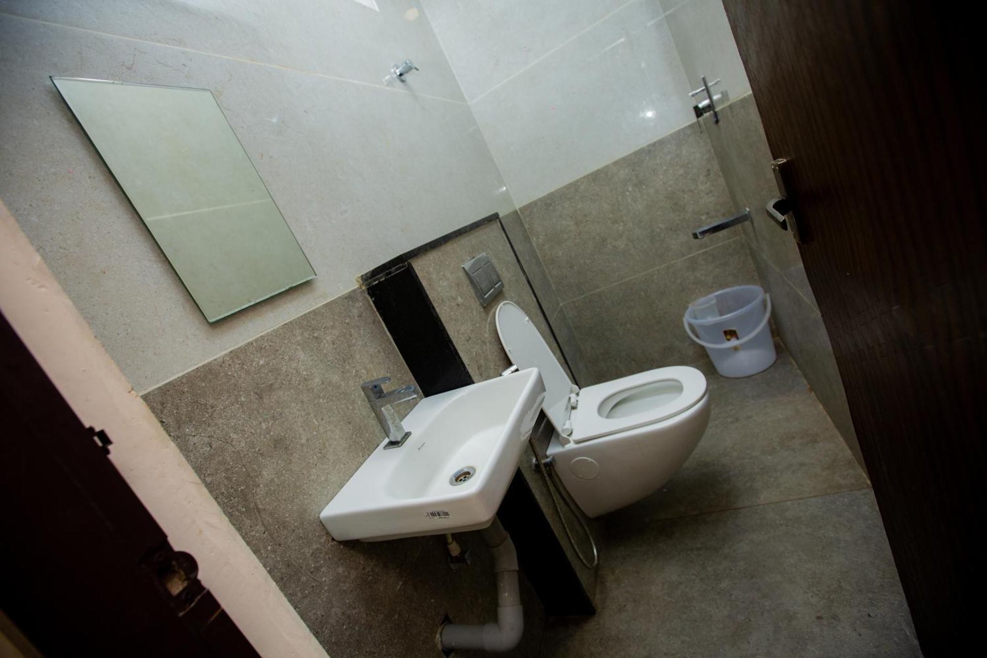 The Park Avenue Hotel - Business Class Hotel Near Central Railway Station Chennai Periyamet Ngoại thất bức ảnh
